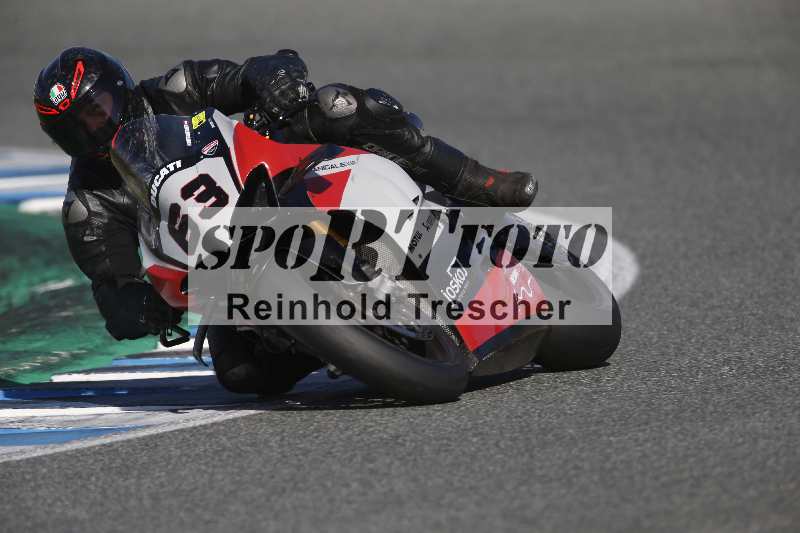 /02 29.01.-02.02.2024 Moto Center Thun Jerez/Gruppe schwarz-black/630